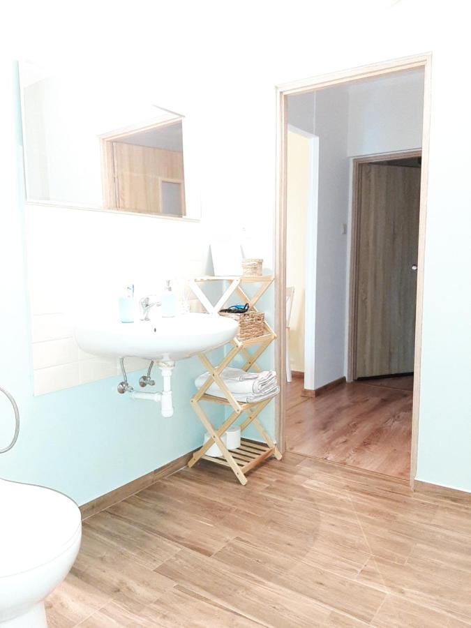 Mieszkanie Na Krotkiej Apartment Stronie Slaskie Bagian luar foto